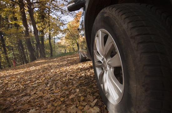 Reifen_Herbstwetter_iStock-836498246_web