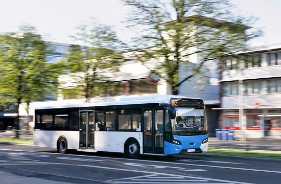 Stadtbus_iStock-51018500_web.jpg