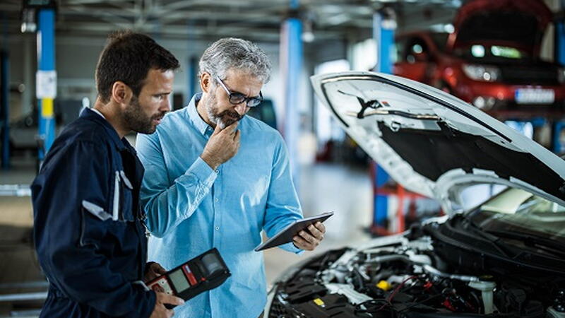 Kfz-Service_iStock-1222942396_web