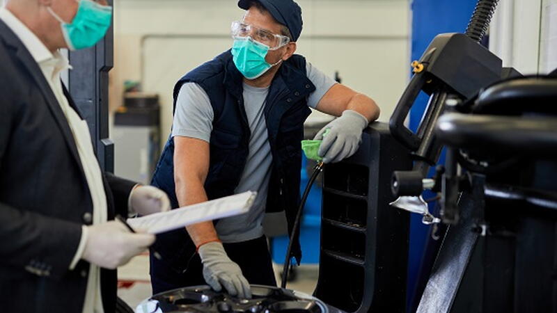 Corona_in_der_Werkstatt_iStock-1253396566_web.jpg